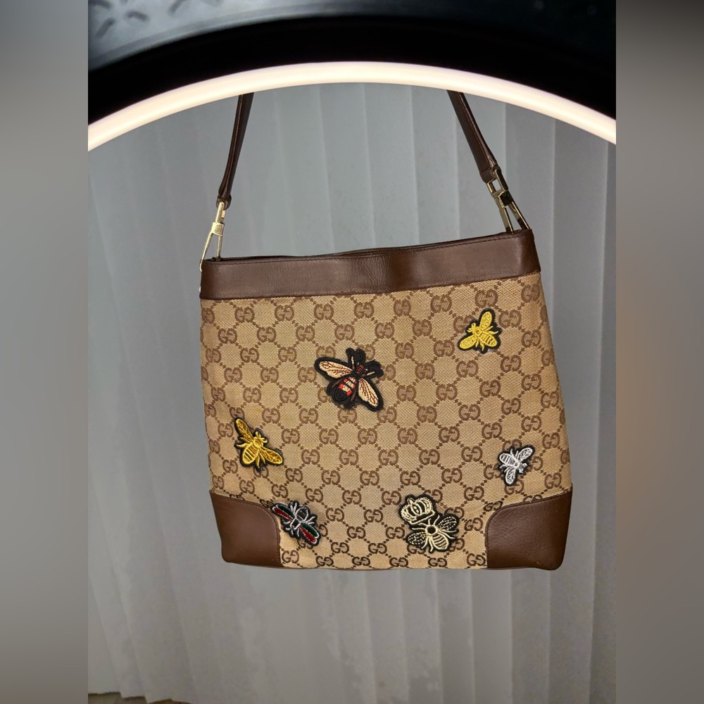 Gucci Tan and Brown Monogram Shoulder Bag - Picture 10 of 16